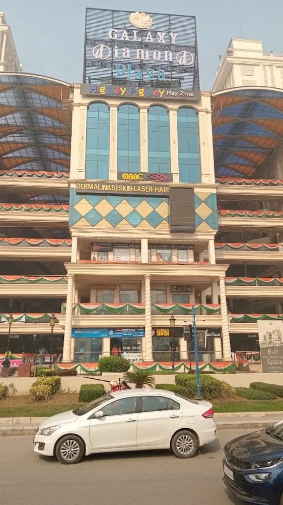 Career Point- Gr Noida Center | IIT JEE, NEET & Foundation Coaching