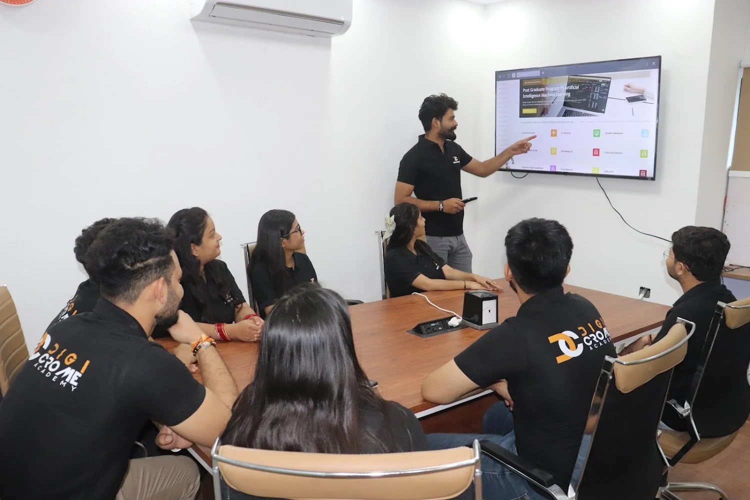 DigiCrome Academy