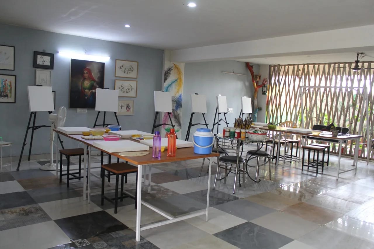 Studio art and aperture