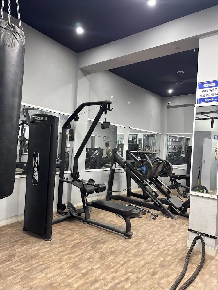 FAUJI FIT CLUB