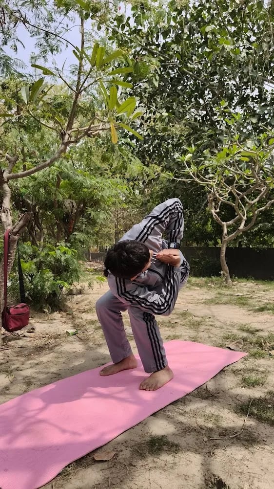 Devine Yoga Online