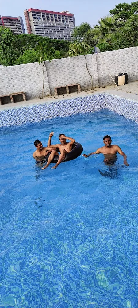 The pool village & Cafe