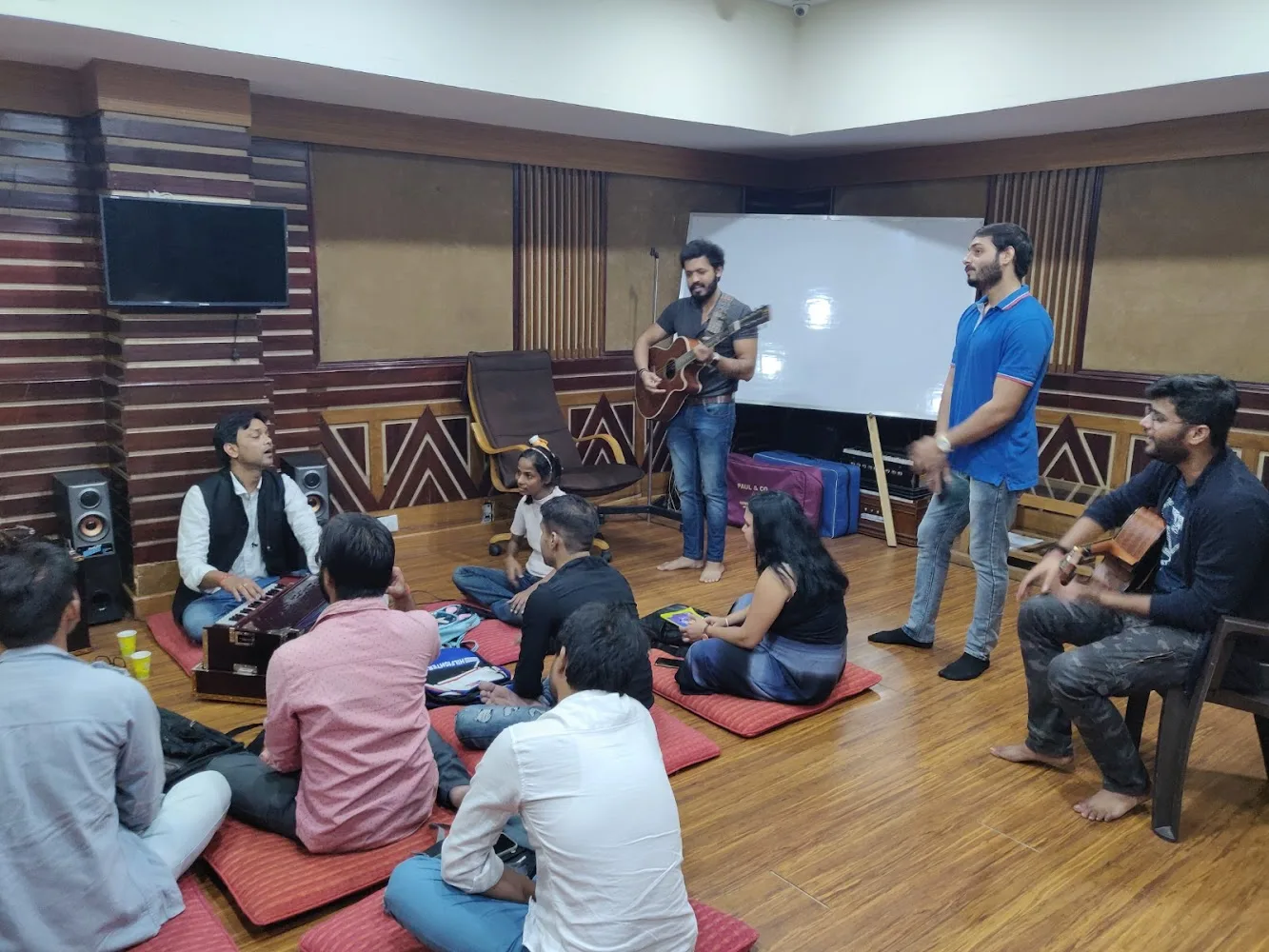 T-Series StageWorks - Best Music & Dance Academy | Film City Noida