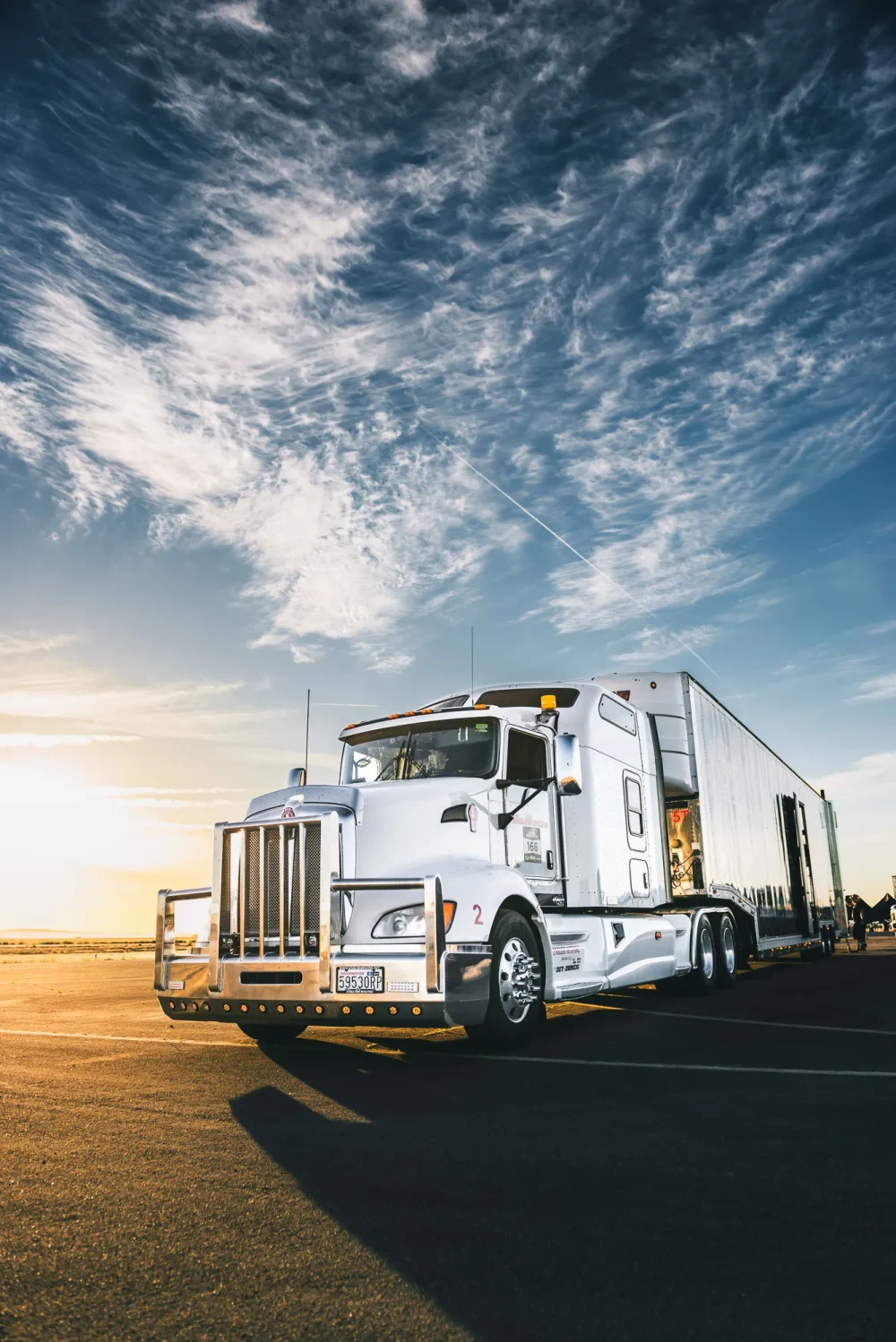 English Racing Transport Semi