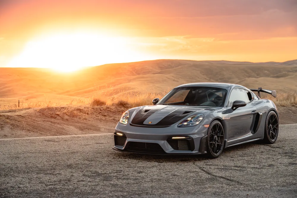 Porsche GT4 RS Sunset