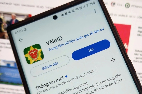 Kiểm tra ứng dụng VNeID trước ngày 15/12 để tránh nguy cơ bị phạt tiền
