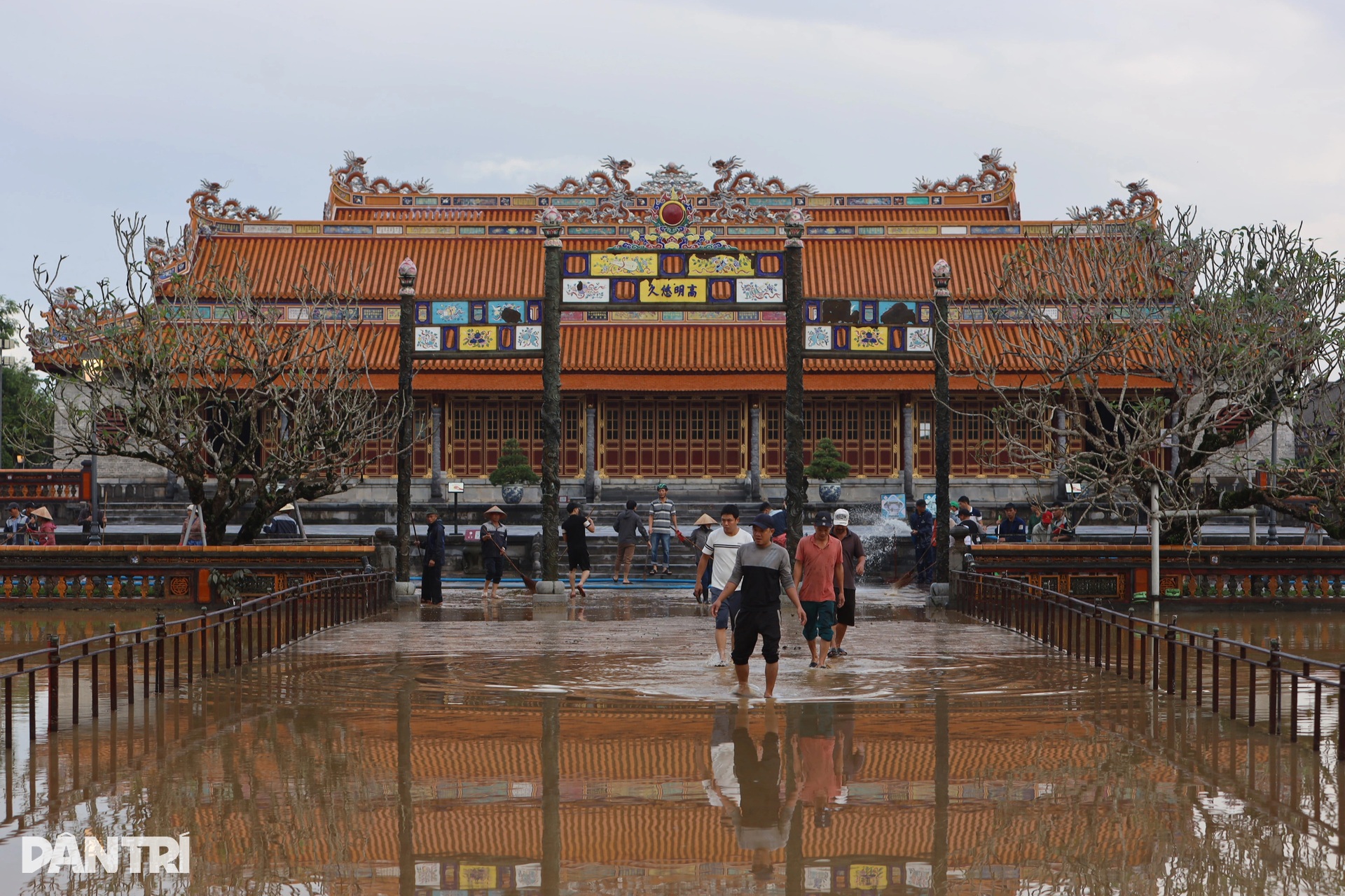 Hiện trạng cung đình, lăng tẩm triều Nguyễn sau các đợt mưa lũ kéo dài - 2