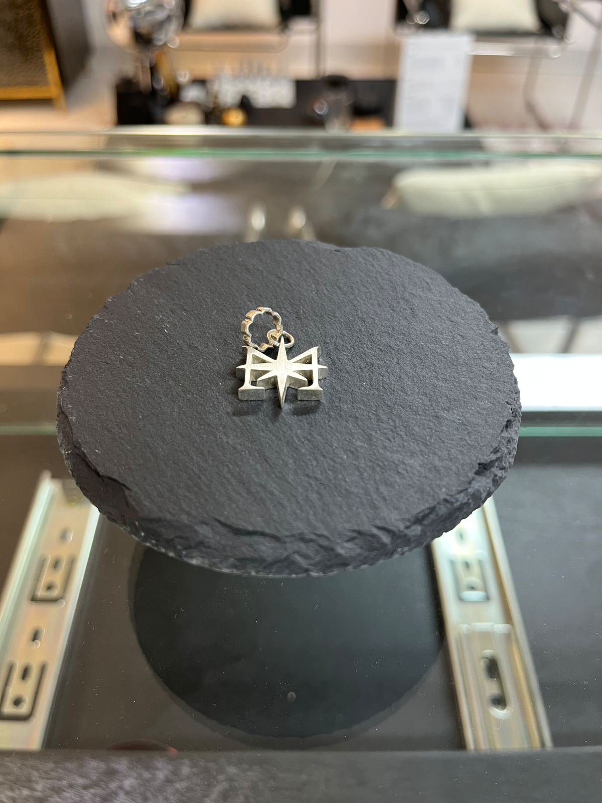 MAFREN Pendant