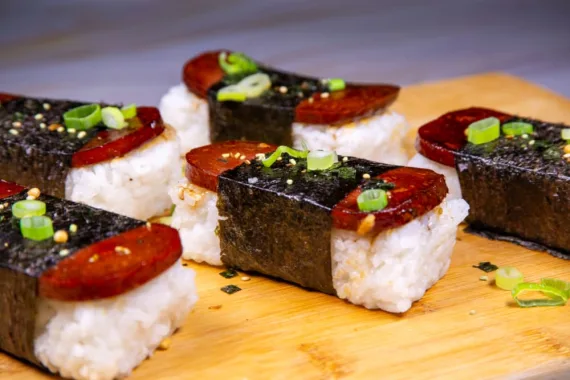 Hawaiiaanse Spam Musubi