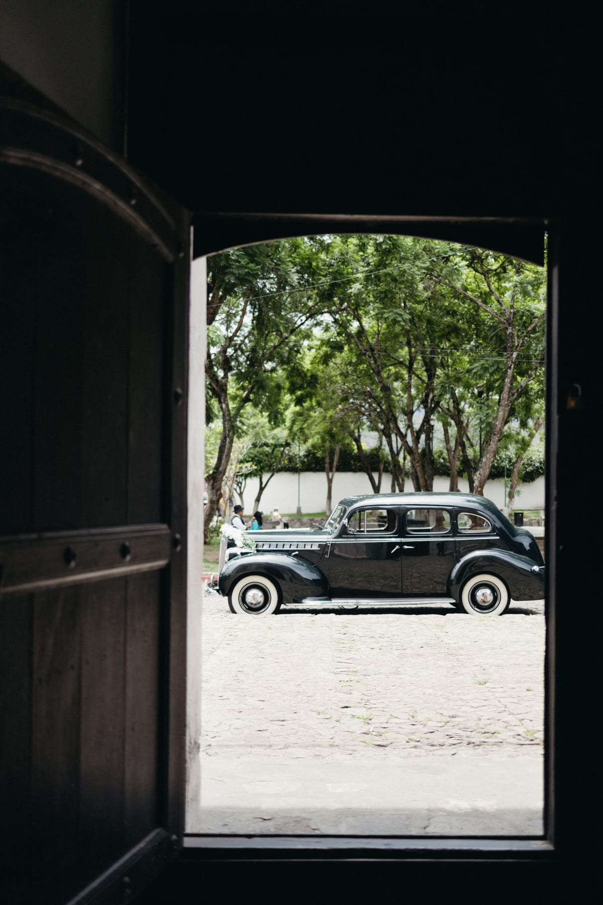 Rain Plans, Wind, and Golden Hour: Photographing Beach Weddings in Mexico