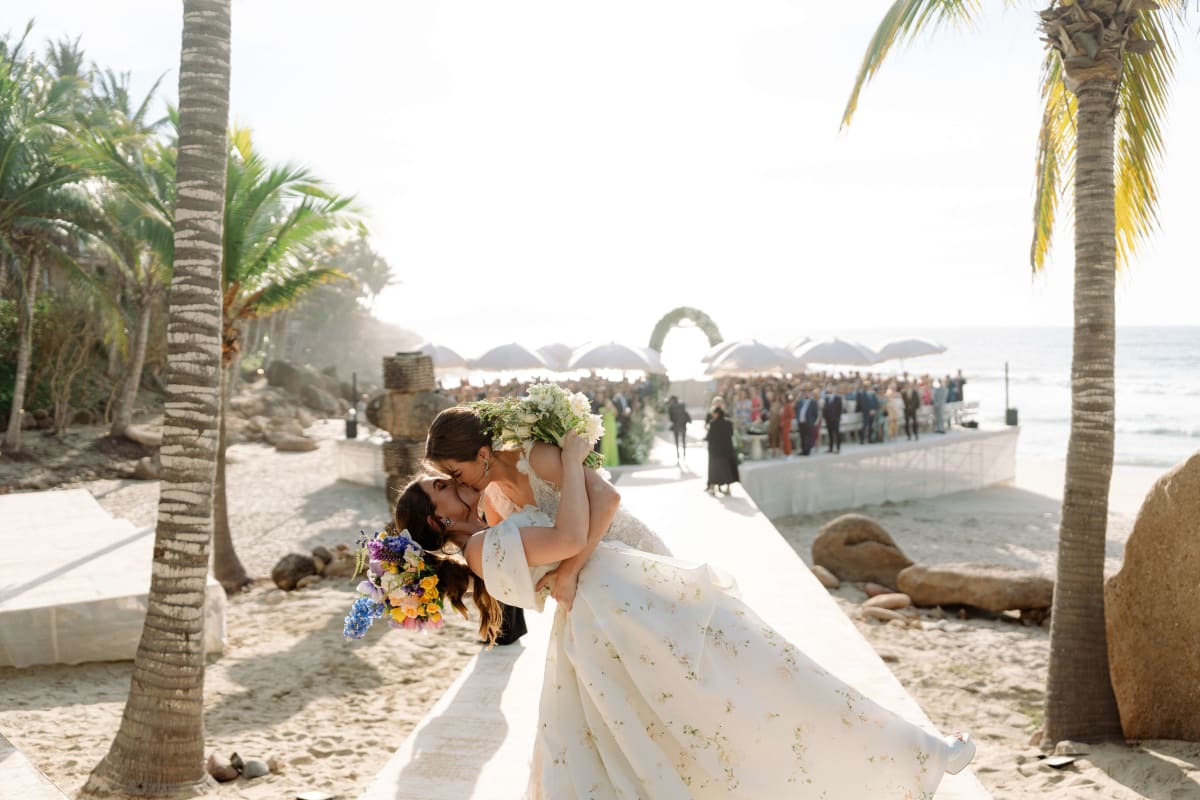 Maru & Hillary wedding photo