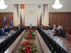 «Единая Россия» проведет предварительное голосование с 5 марта по 25 мая в электронном виде