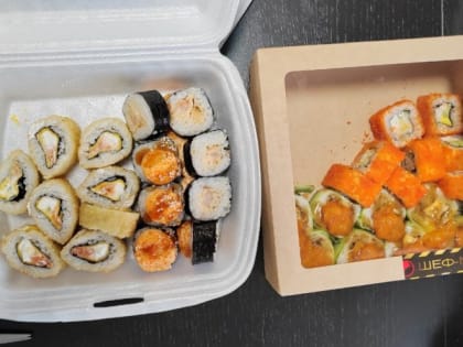 Массовое отравление роллами в Новосибирске проверяют прокуратура и СКР