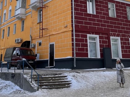 Фасады и крыши 11 домов обновили в советском квартале на Авиастроителей