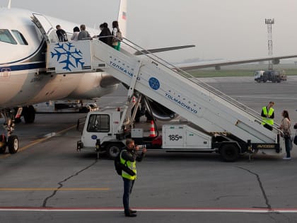 Как облегчить долгий перелёт — рекомендации врача