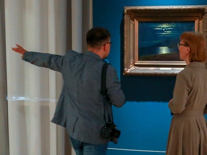 Картины Куинджи из Русского музея покажут новосибирцам при софитах