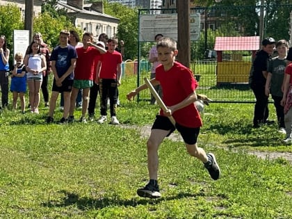 День России в ТОСе на Бородина отметили квестом с триколором