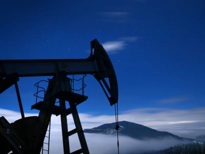 Цена нефти Brent вновь упала после слабого утреннего роста