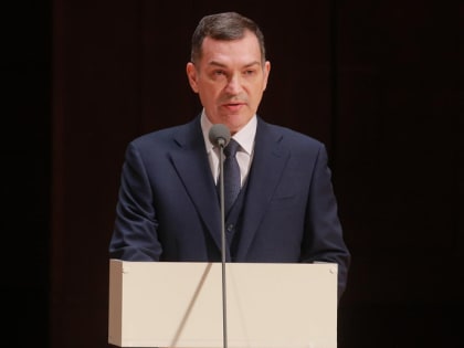 Мэр Максим Кудрявцев поздравляет новосибирцев с Днём России