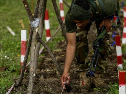 Робота-определителя опасных предметов испытали в Новосибирске