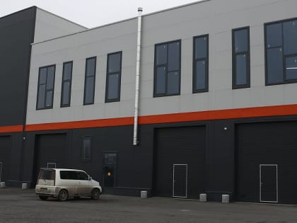 В Новосибирске открыт новый крупный магазин мебели