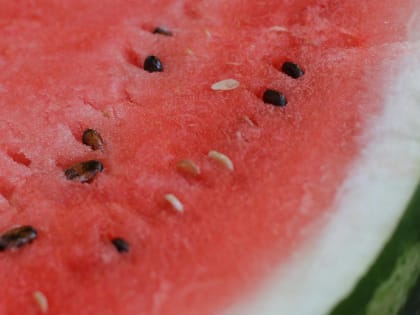 Опасно ли покупать арбузы в мае — отвечает врач-диетолог