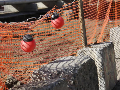 Улицу-дублёр Петухова перекрыли до 15 июня из-за ремонта теплотрассы