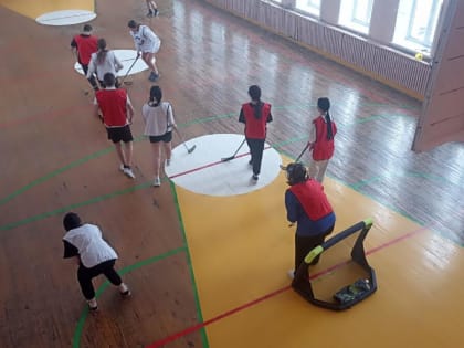 В Бердске состоялся турнир по флорболу между студентами-медиками