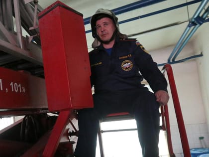 499 многодетных в Новосибирске оснастили дома пожарными извещателями