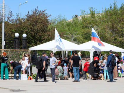 Благотворительная ярмарка-продажа в поддержку бойцов-бердчан, находящихся в зоне СВО, прошла в Бердске