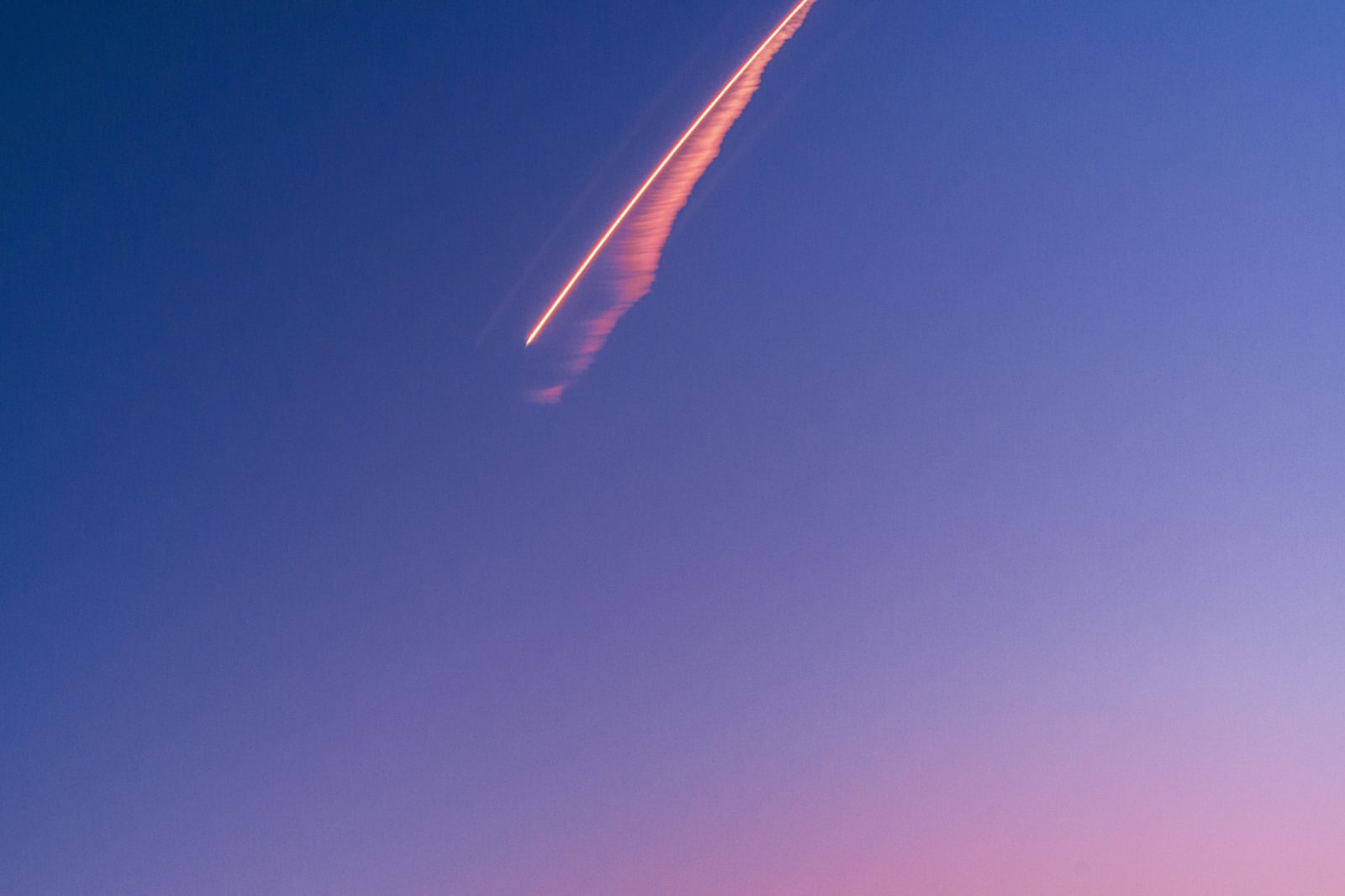 rocket-launch-long-exposure