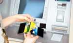 carta di credito news evasione fiscale l agenzia delle entrate tiene d occhio anche i nostri prelievi bancomat