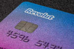 carta prepagata Revolut su sfondo nero