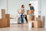 Coppia che si traferisce in una nuova casa
