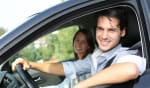 coppia in auto