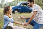 dal viaggio della vita alla proposta di matrimonio questo e successo in auto agli italiani