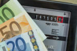 luce e gas nel 2018 ogni famiglia italiana ha pagato in media 1 200 euro