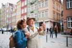 Coppia di over 65 in vacanza