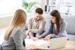 il mercato immobiliare frena si salvano solo gli under 36