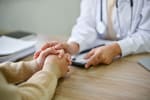 oblio oncologico al via le norme per il rilascio del certificato