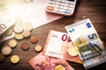 Soldi e calcolatrice licenza standard c Symbiot