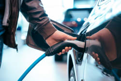Prezzi, consumi, vendite: la mobilità elettrica nel 2035