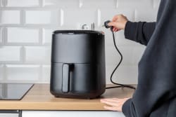 Friggitrice ad aria: quanto consuma e quanto fa risparmiare Friggitrice ad aria: quanto consuma e quanto fa risparmiare