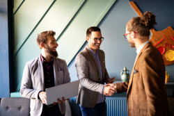 Requisiti, esame, procedure e obblighi della Sezione E RUI Requisiti, esame, procedure e obblighi della Sezione E RUI