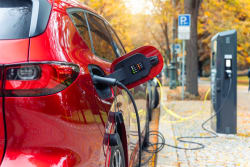 Noleggio lungo termine auto elettriche febbraio 2026: canoni da 299€ per Renault 5, Jaecoo 7 e Skoda Elroq Noleggio lungo termine auto elettriche febbraio 2026: canoni da 299€ per Renault 5, Jaecoo 7 e Skoda Elroq
