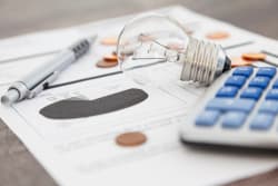 Bolletta a zero in Italia: è davvero possibile?