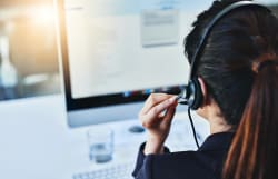 Contratti Luce e Gas via telefono: nuove regole per le chiamate dai call center