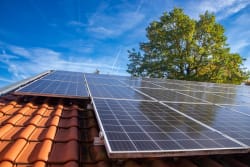 "Off-grid": vivere senza energia elettrica è possibile? "Off-grid": vivere senza energia elettrica è possibile?