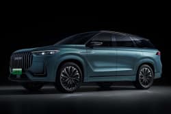 Jaecoo 8 SHS-P: il SUV super hybrid che guarda al futuro del noleggio a lungo termine