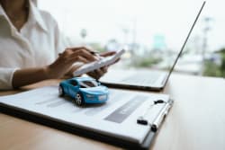 RC auto, il premio medio sale a 636€: i dati di giugno 2026 dell'Osservatorio Facile.it